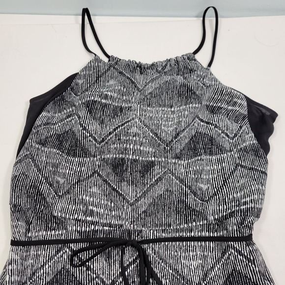 Barney's New York Women's Midi Black Diamond Print Dress Size 6  52522-0546 - Picture 6 of 9